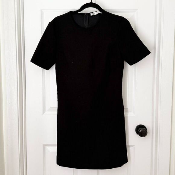 Zara Dresses & Skirts - Women ZARA Crew Neck Business Casual Mini Dress in Black Size Medium